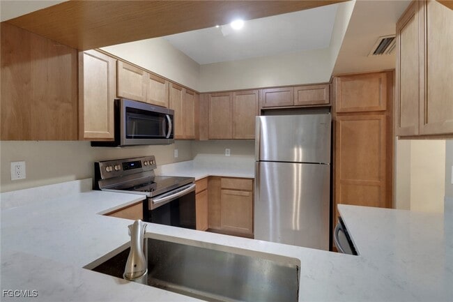Building Photo - 100 Siena Way Unit 1201 Rental