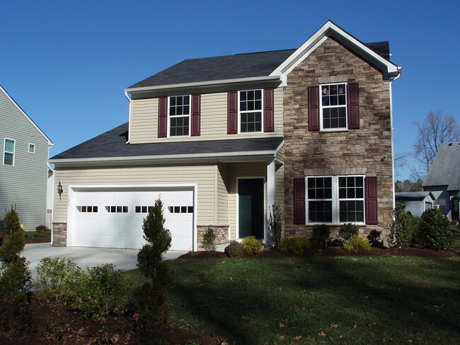 Building Photo - HAMPTON- BEAUTIFUL BRAND NEW MODEL HOME FOR RENT!!