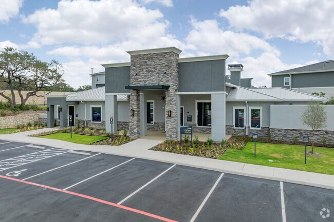 Leasing Office Exterior