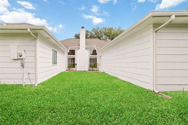 4211 Torrey Creek Ln