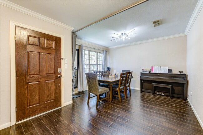 Photo - 9642 Sugarblossom Ln