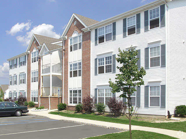 Hidden Creek Apartments - Hidden Creek Apartments