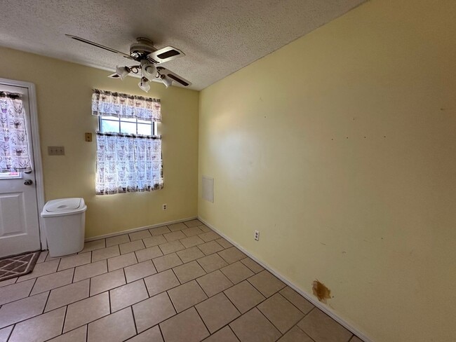 Photo - Welcome to your new home in the heart of Russellville, AR!