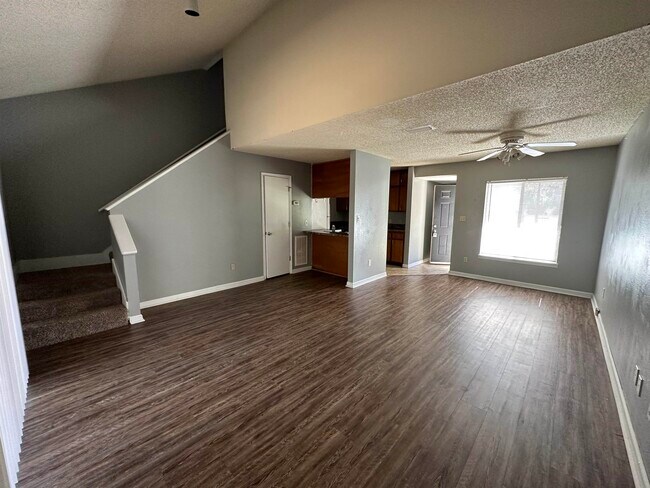 Photo - 1571 Keily Run