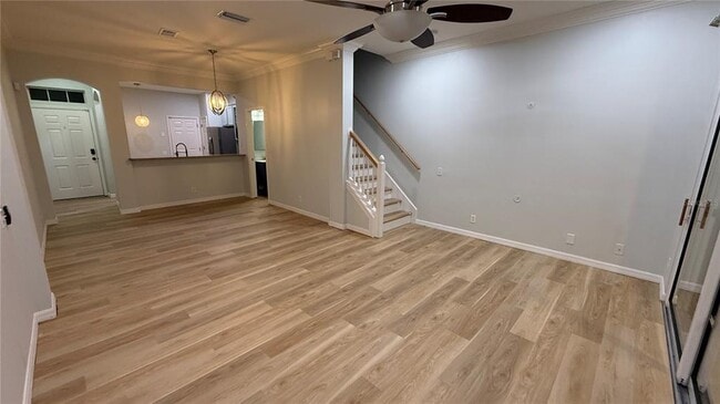 Photo - 3342 Covered Bridge Dr W