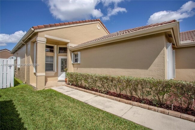 Photo - 614 Stanton Ln