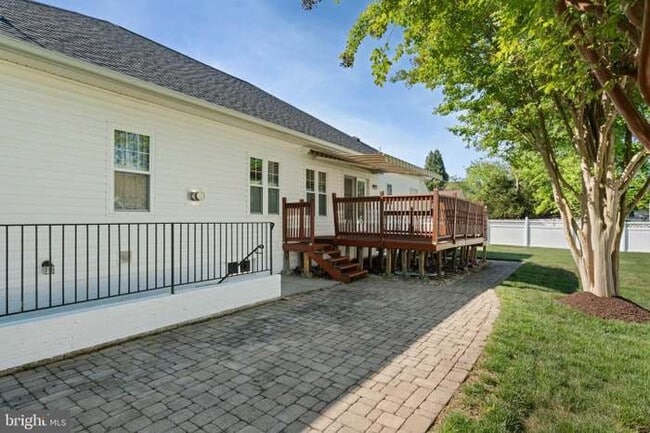 Photo - 2707 Glendas Way