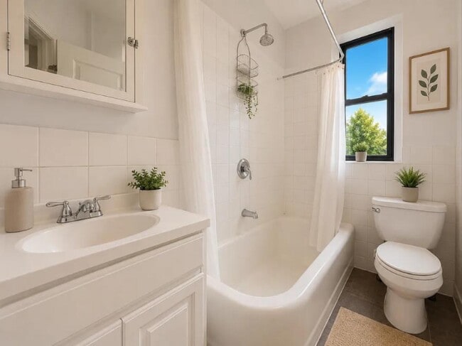 Photo - Payson Avenue Unit 6B