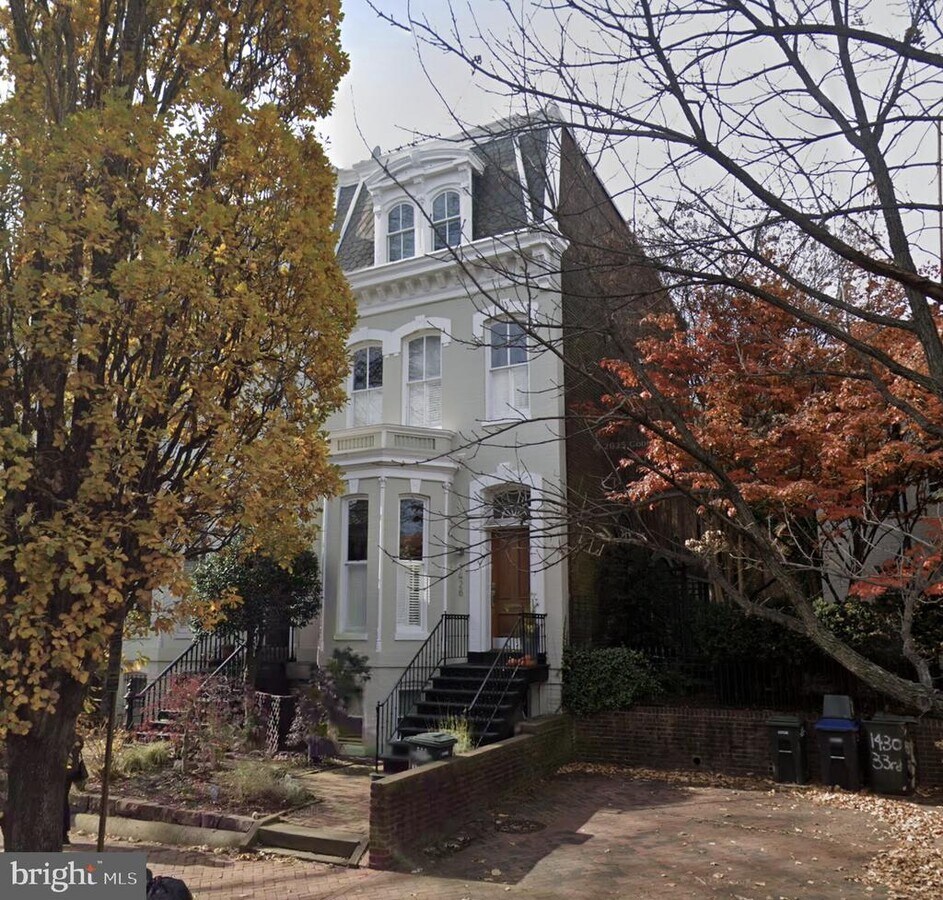 Photo - 1426 33rd St NW