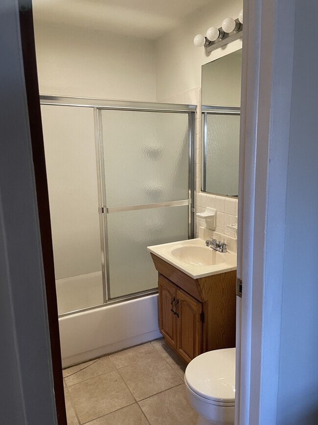 Photo - 624 Cross Lanes Dr