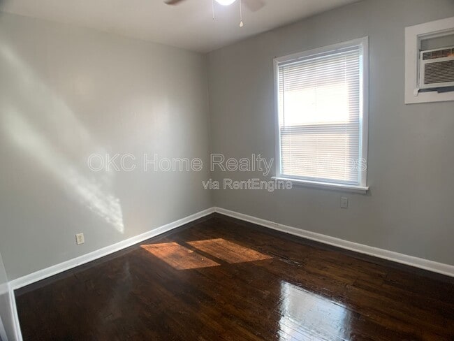 Photo - 3117 N Lindsay Ave