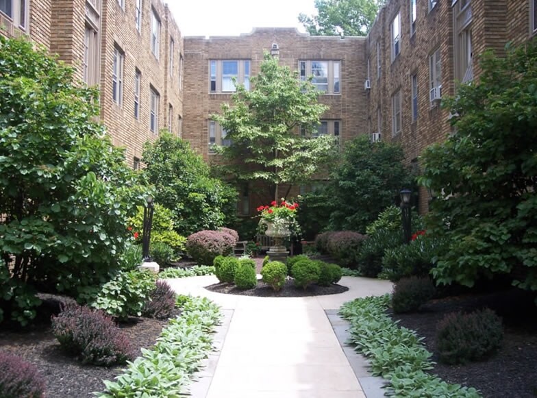 Photo - Highland Court Apartments