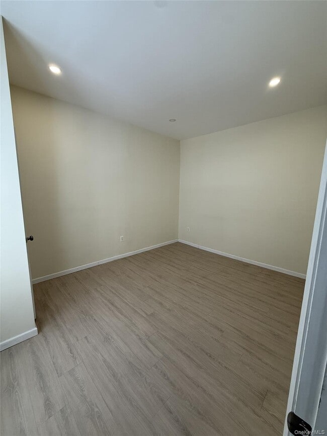 Photo - 127 Mineola Blvd Unit 1