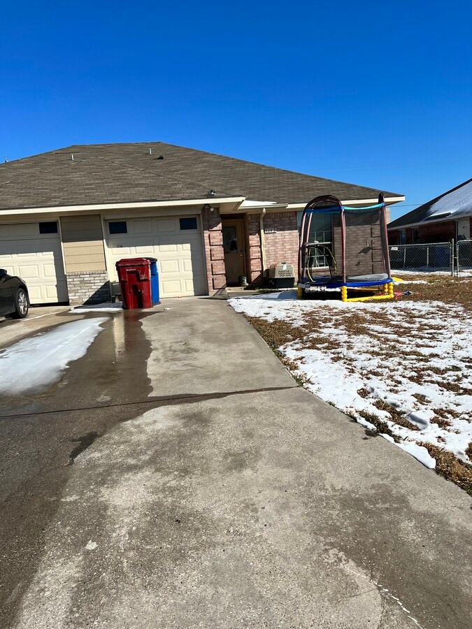 Photo - 1179 Greywood Dr House