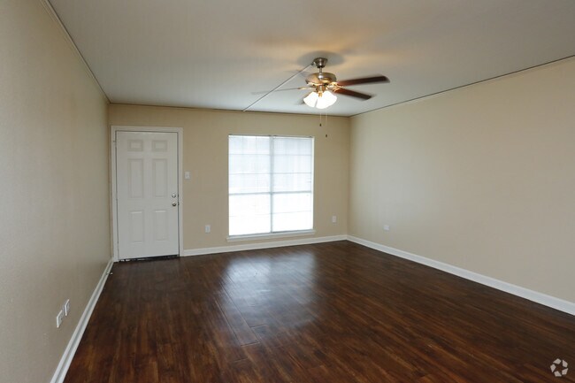 1BR,1BA
