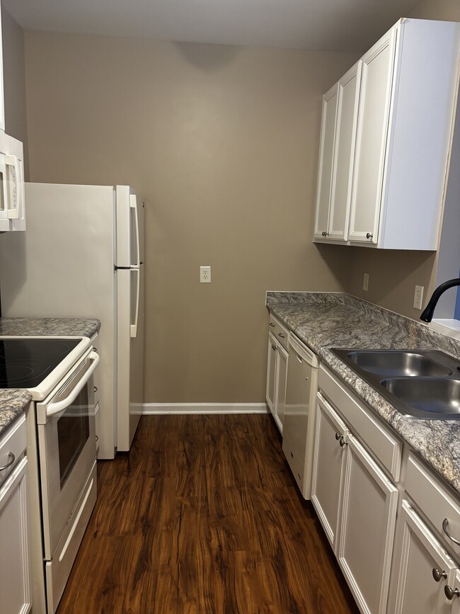 Photo - 8533 Kangaroo Ct