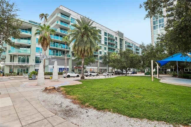 102 N 12th St Unit 1813