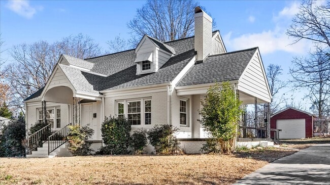 Building Photo - 807 Shamrock Rd