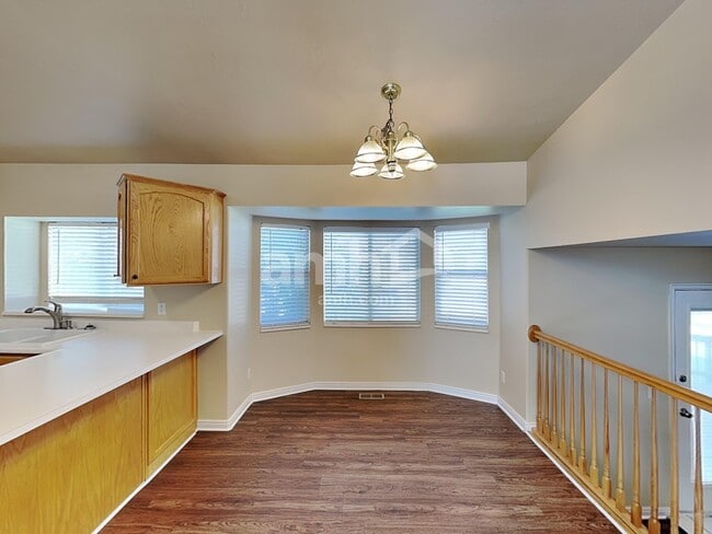 Photo - 1920 Sergeant Dr