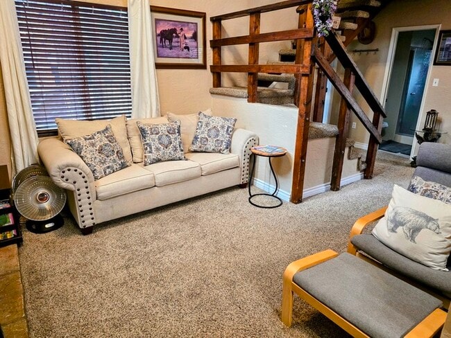 Modern 2 Bedroom 2 Bath Home with Fenced Yard