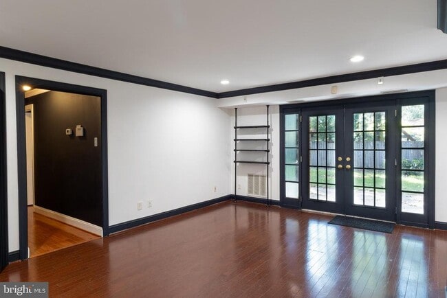 Photo - 7096 Spring Garden Dr Unidad TL1