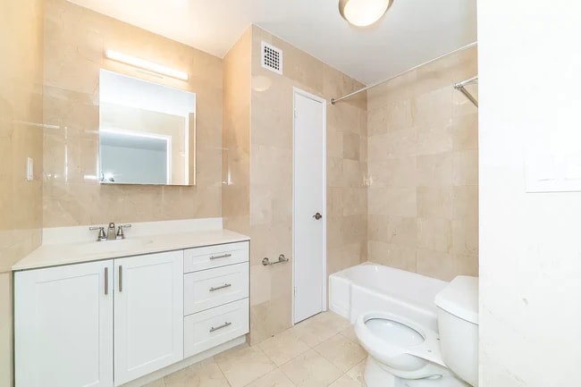 Photo - Wimbledon Tower