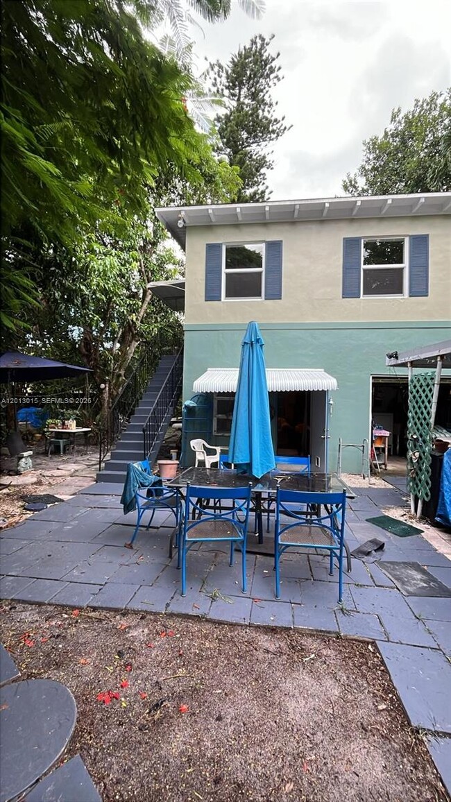 Photo - 834 SW 11th St Unit C