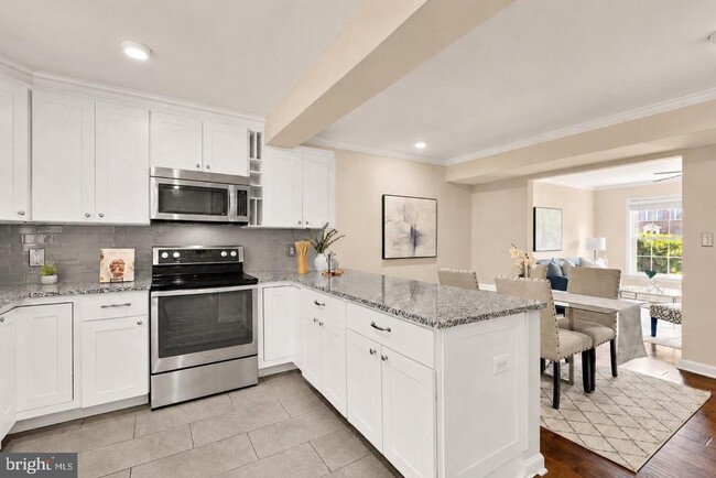 Photo - 8221 Dr Craik Ct