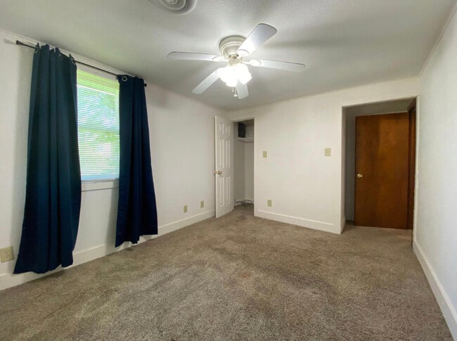 Photo - 717 Fairchance Rd