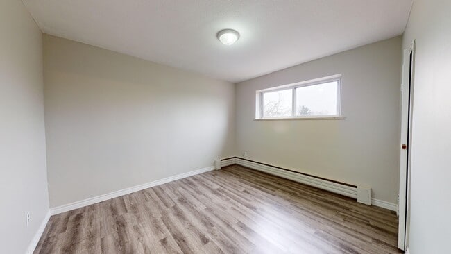 Photo - Stylewood Court