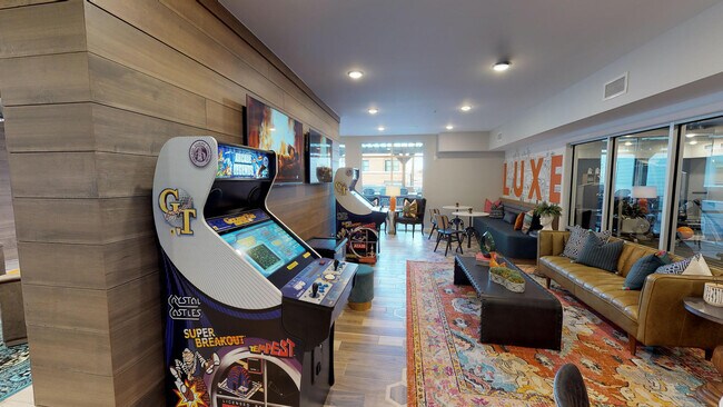 Luxe Belle | Student Housing