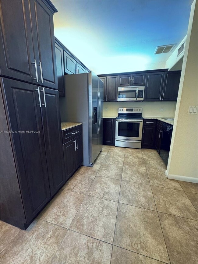Photo - 10730 NW 14th St Unidad 160