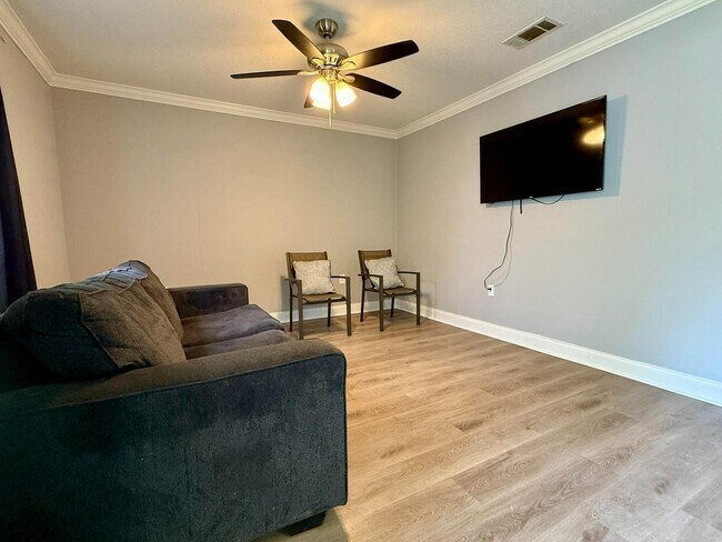 Photo - 306 N 40th Ave