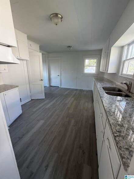 Photo - 1736 Mountain Dr