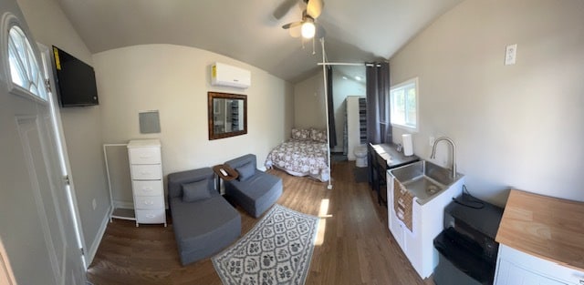 Photo - 3330 Myrtle St