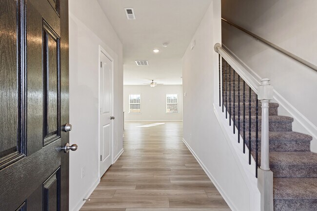 Photo - 5142 Tommy Ln