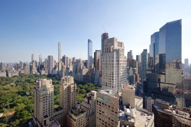Photo - One Lincoln Plaza