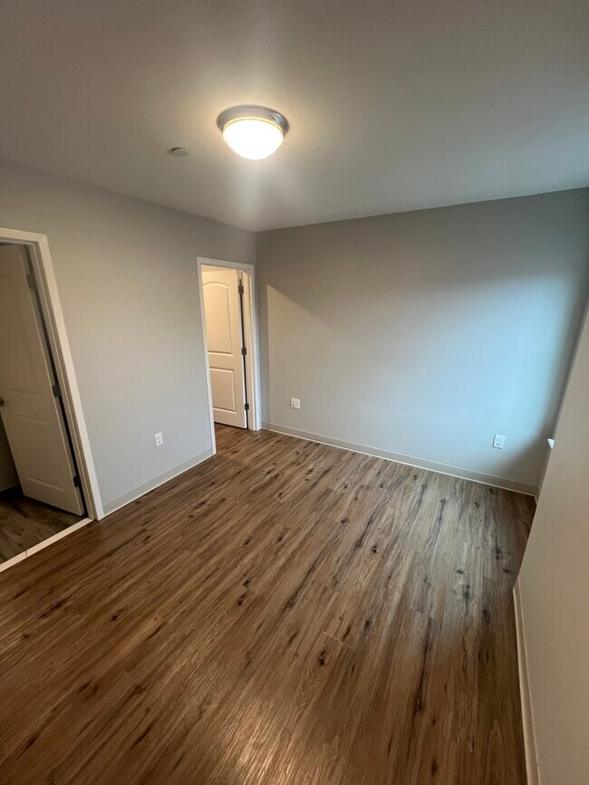 Photo - 12 Florence St Unidad 413