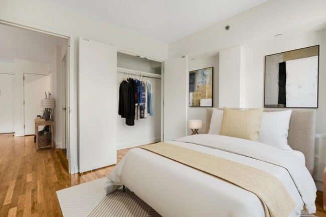 55 W 17th St Unit 303