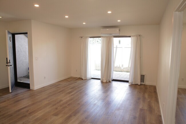 Photo - 2323 Huntington St Condo Unit 701