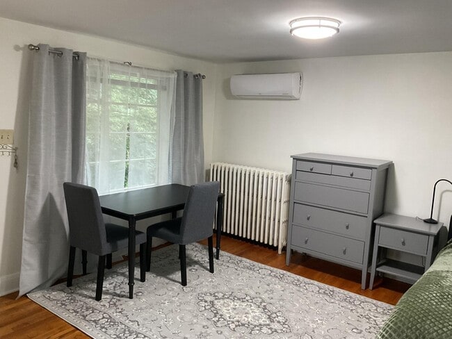 Photo - 1471 Point Way Unit Furnished Apartment