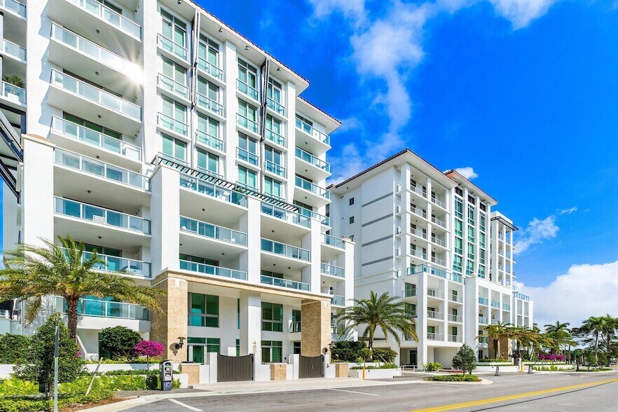 Photo - 495 E Royal Palm Rd Unit 402