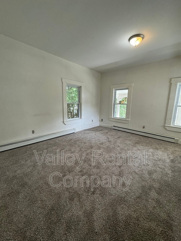 Photo - 240 State St