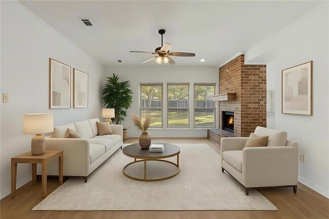 Photo - 212 Beech St