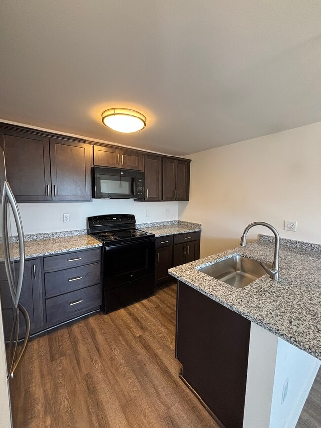 Photo - Copley Court Apartments