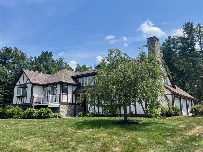 Photo - 2 Cider Mill Rd House