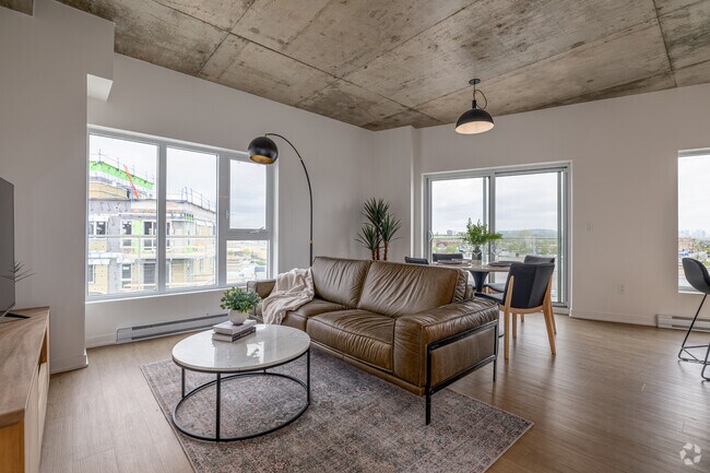 1 chambre, 1 salle de bain - 94 m² - Salon - Le Celtis