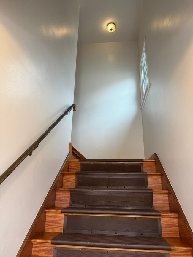 Photo - 307 Warren St