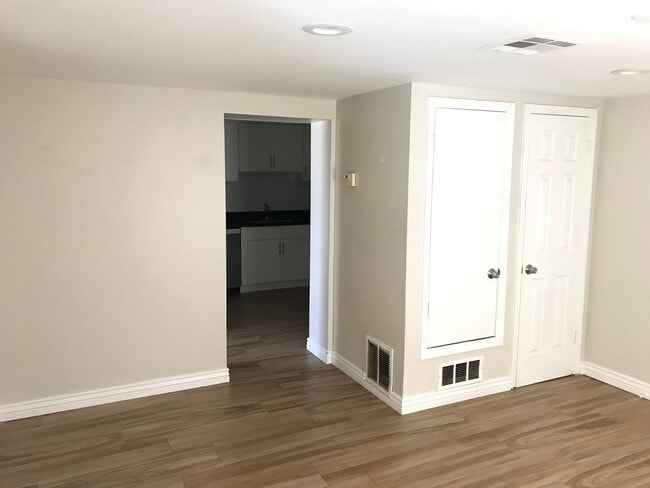 Photo - Charming 1 bedroom 1 bathroom