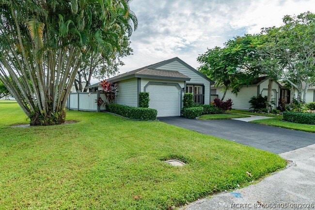 13335 Bedford Mews Ct